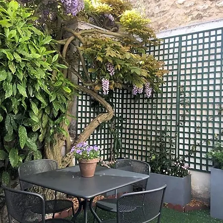 Wisteria Couette-café Fontainebleau