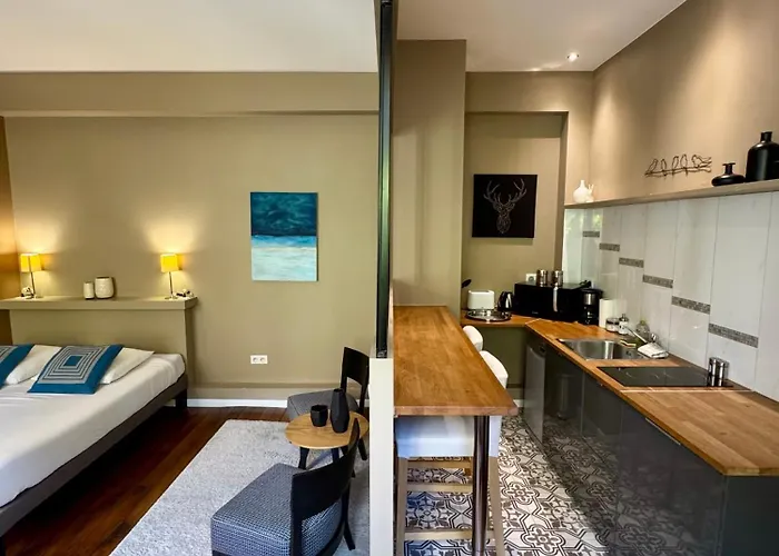 Wisteria Fontainebleau